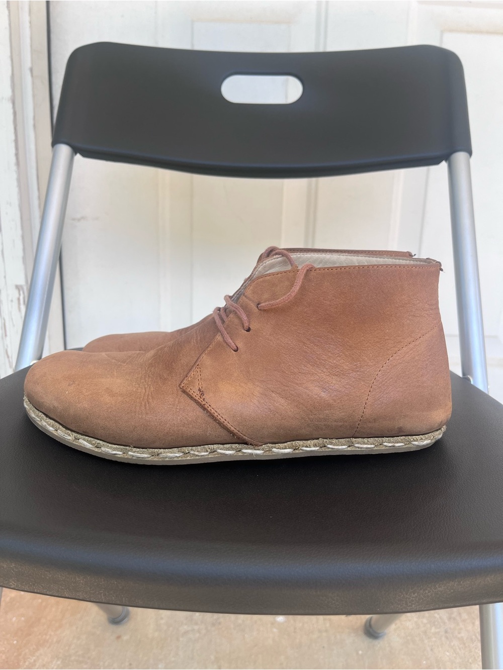 Men's Brown Leather Chukka Boots - Classic Lace-Up